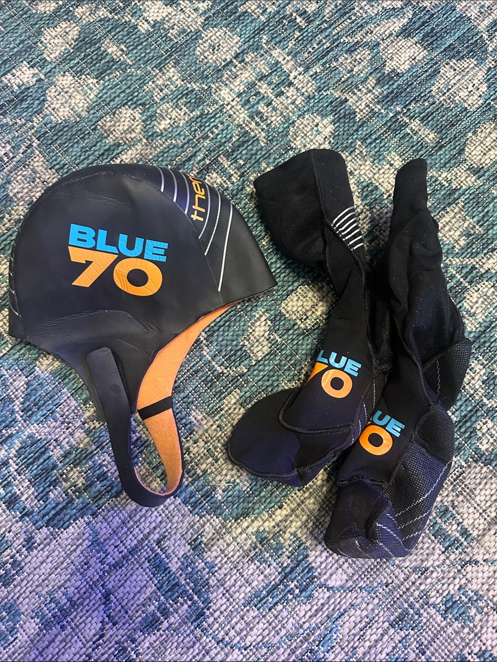 BLUE 70 thermal Swim Cap and socks in Black and Orange
